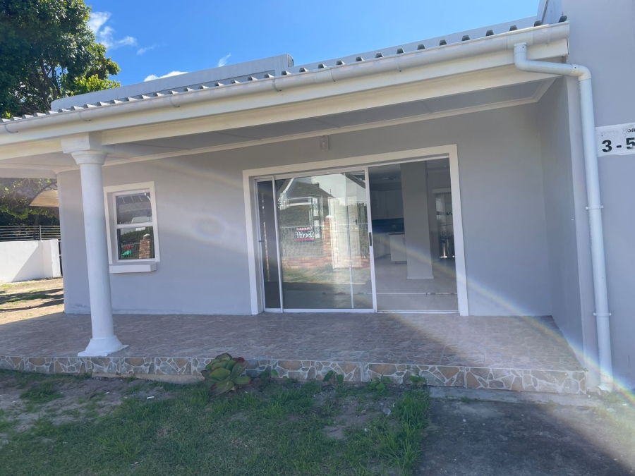 4 Bedroom Property for Sale in East Bank Eastern Cape